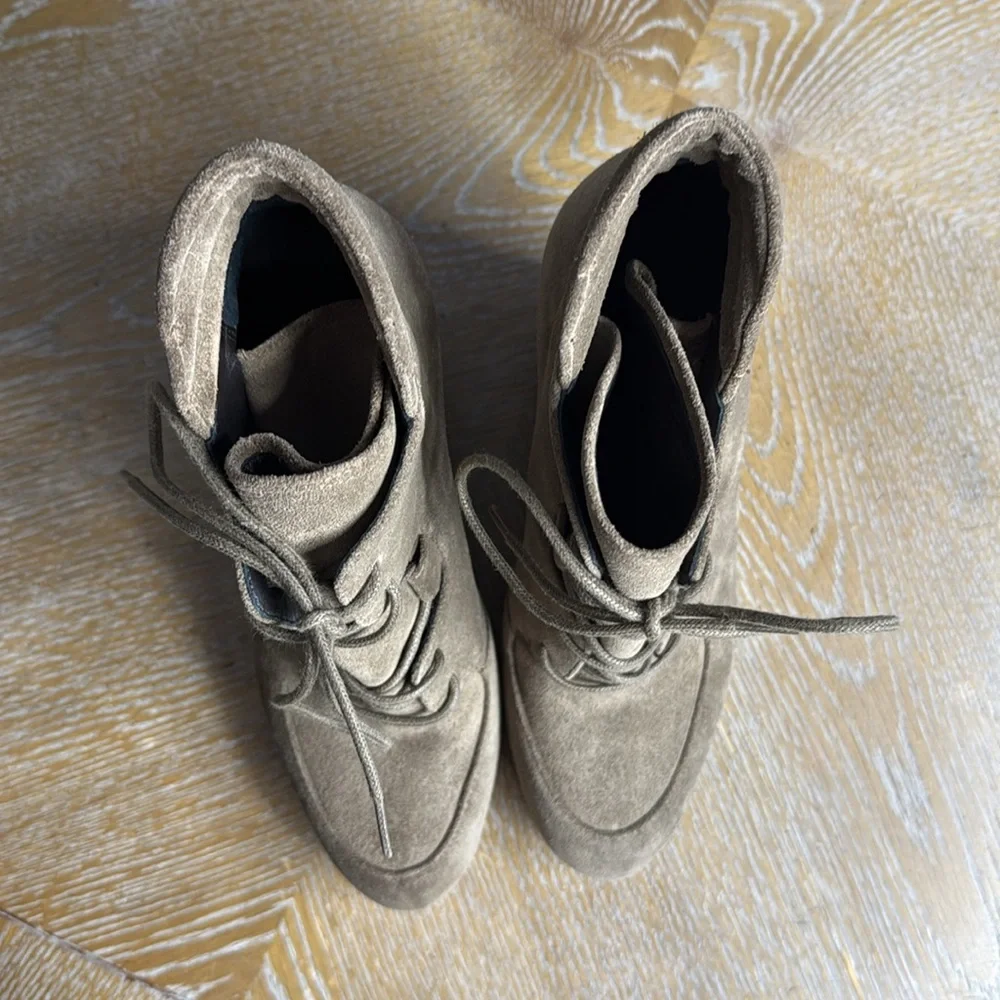 STUART WEITZMAN Kidstuff High Top Wedge Beige Lace Up High Heel Boots 37 - Picture 8 of 12